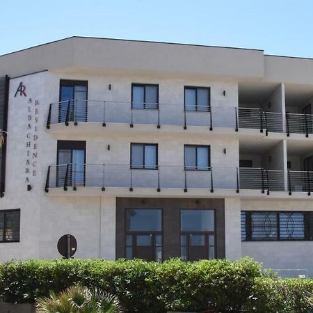 Albachiara Residence Chieuti Bagian luar foto