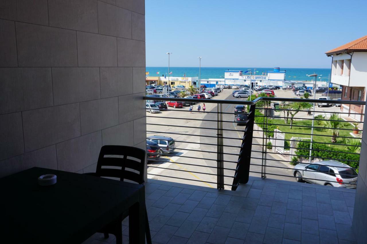 Albachiara Residence Chieuti Bagian luar foto